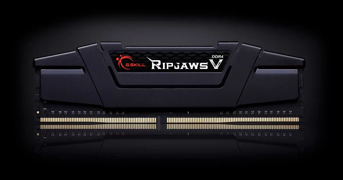 G.SKILL Ripjaws V, black — One black Ripjaws V module is pictured; the purchased kit has the module count stated in the exact variant.